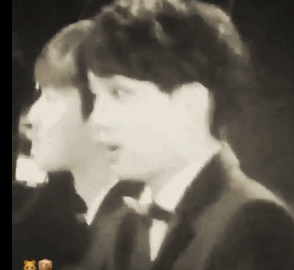 시상식에서 밥 찾는 카이 | 인스티즈