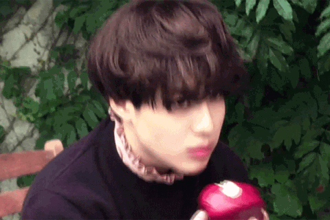 내년이면 반 오십인게 믿기지 않은 아이돌 2명 | 인스티즈