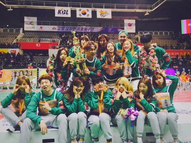 올해 설특집 아육대 우승팀 기념사진ㅋㅋㅋㅋㅋㅋㅋㅋㅋㅋㅋㅋㅋㅋ.jpg | 인스티즈