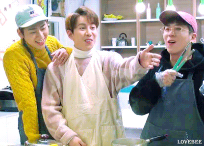 떡국 차암 맛있게 조리하는 아이돌(feat. 육개장) | 인스티즈