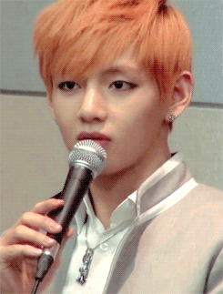 [방탄소년단/김태형] 늑대와 미녀 02 | 인스티즈