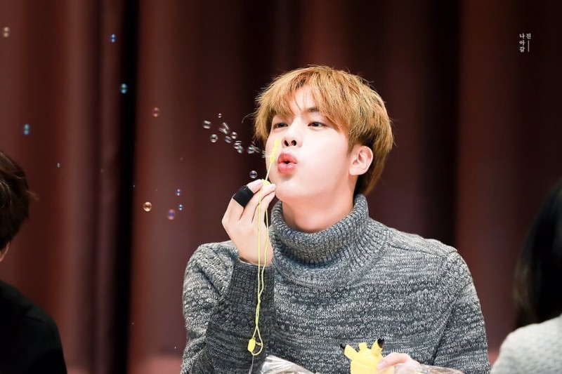 [방탄소년단] 방탄이랑 같은 게임길드에 속해있을 때 : 게임유저 설명글 | 인스티즈