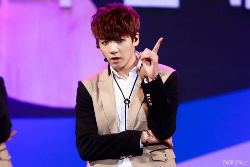 방탄소년단) 방탄팬들에게 벚꽃연금 같은 존재 | 인스티즈