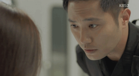 태양의후예) 박력 + 꿀떨어지는 모습은 서상사님 기본옵션이지말입니다.gif | 인스티즈