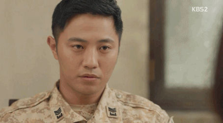 태양의후예) 박력 + 꿀떨어지는 모습은 서상사님 기본옵션이지말입니다.gif | 인스티즈