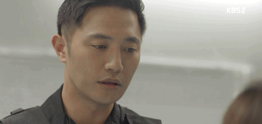 태양의후예) 박력 + 꿀떨어지는 모습은 서상사님 기본옵션이지말입니다.gif | 인스티즈