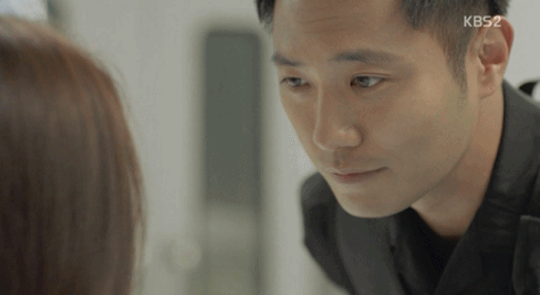 태양의후예) 박력 + 꿀떨어지는 모습은 서상사님 기본옵션이지말입니다.gif | 인스티즈