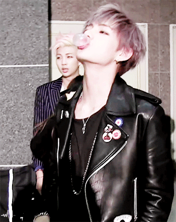 진심 아이돌 하려고 태어난 것 같은 아이돌 멤버.bts (데이터주의) | 인스티즈