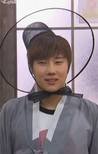 신박한 방법으로 멤버 괴롭히는 아이돌ㅋㅋㅋㅋㅋㅋㅋ | 인스티즈