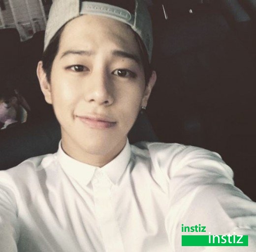 동생보다 동생절친이랑 도플갱어 수준으로 닮은 지코형 우태운 | 인스티즈