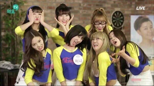 오마이걸 얼굴 몰아주기 | 인스티즈