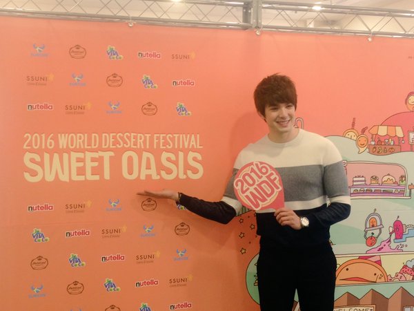 비정상회담) 로빈이랑 타쿠야 오늘 월디페 홍보행사함 | 인스티즈