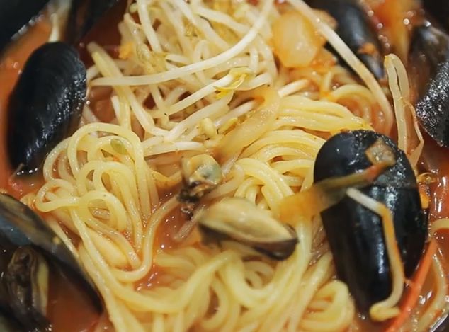 신곡 티저 보고 침샘 어택 당하는건 처음이라 당황스러움 (산이챈슬러브랜뉴) | 인스티즈