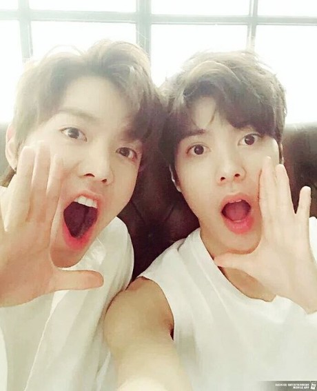 비정상회담) 그냥 막 해맑은 영혼 유타 ㅋㅋㅋㅋ 두 그릇먹었어요 아침부터 ㅋㅋㅋ | 인스티즈