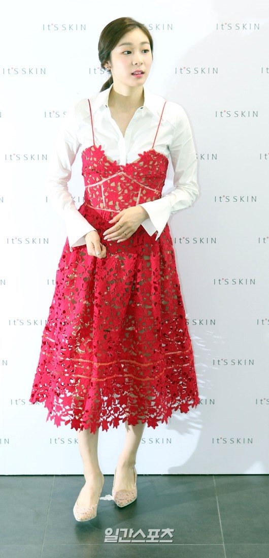 오늘자 강남역에 나타난 김연아ㄷㄷ 레전드 찍음 (feat.패완얼) | 인스티즈