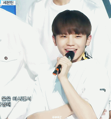 텍스트만봐도 팬들 동공지진나는 오늘 인기가요 남돌친목ㅋㅋ | 인스티즈