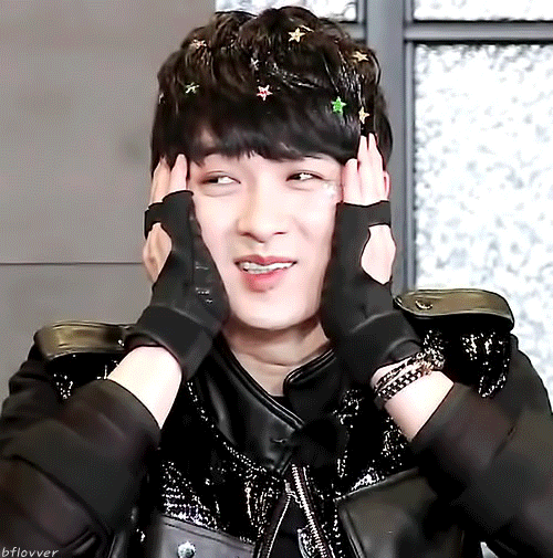 입덕상의 원조격인 남자아이돌 甲.jpgif | 인스티즈