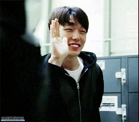 분위기 갭에 이어 눈 크기 갭도 쩐다는 아이돌 | 인스티즈