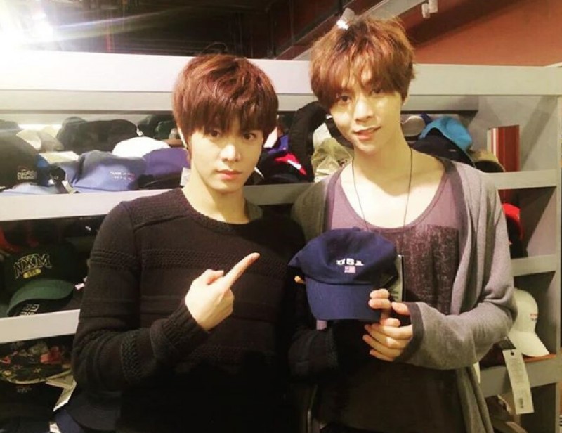 비정상회담) 유타 보상컷,모자사러 멤버랑 한컷 ㅋㅋㅋ | 인스티즈