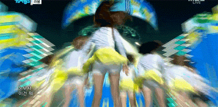 최근 활동 걸그룹 중 신박한 의상.gif | 인스티즈
