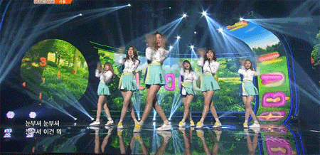최근 활동 걸그룹 중 신박한 의상.gif | 인스티즈