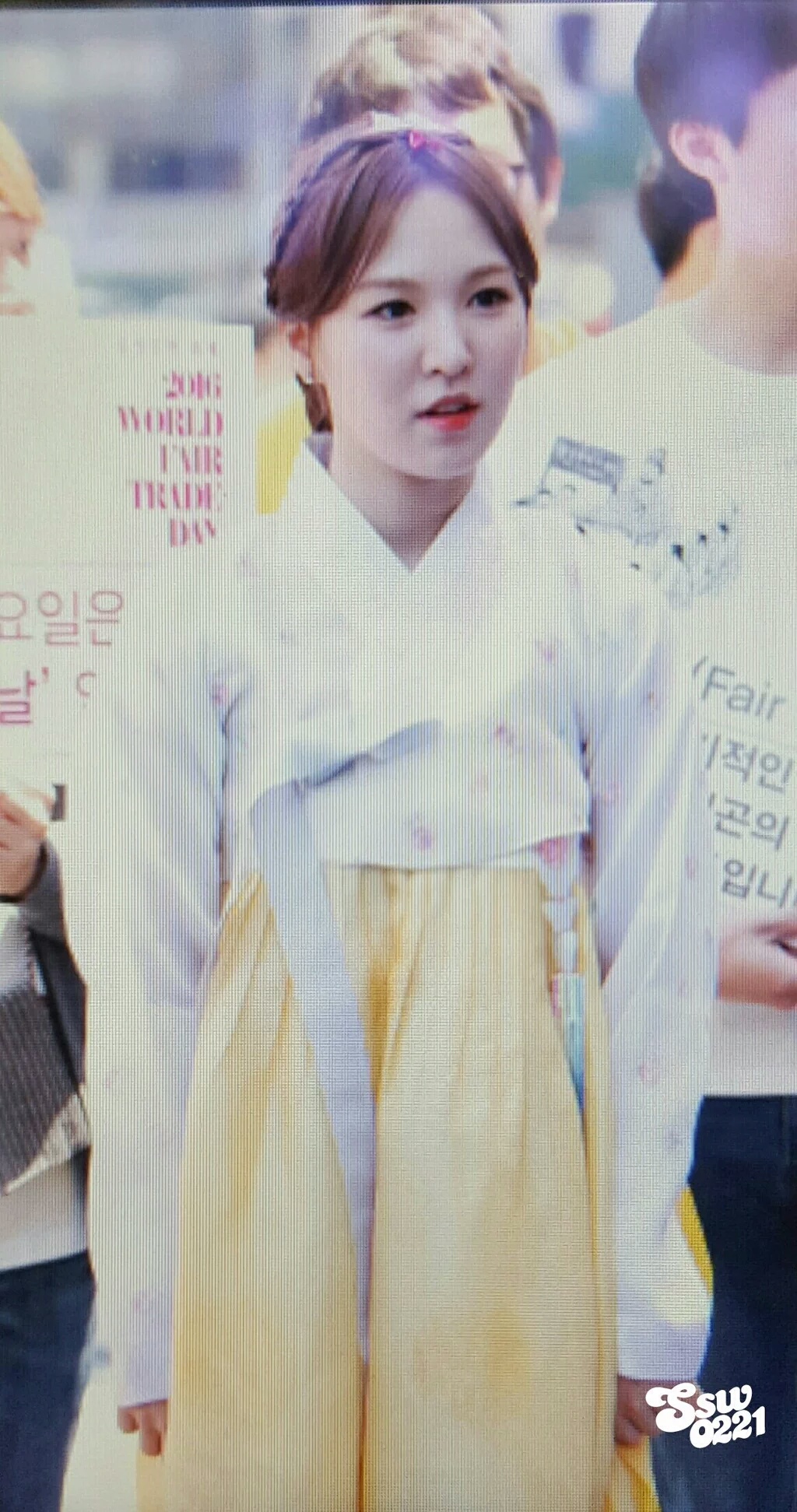 오늘자 레전드 한복 입은 레드벨벳 웬디.jpg | 인스티즈