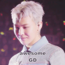 갑자기 팬한테 다가가서 귓속말 하는 지드래곤.gif | 인스티즈