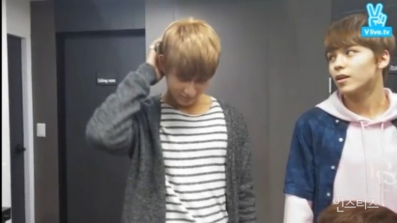 계산기 하나 가지고도 잘 노는 아이돌.svt | 인스티즈