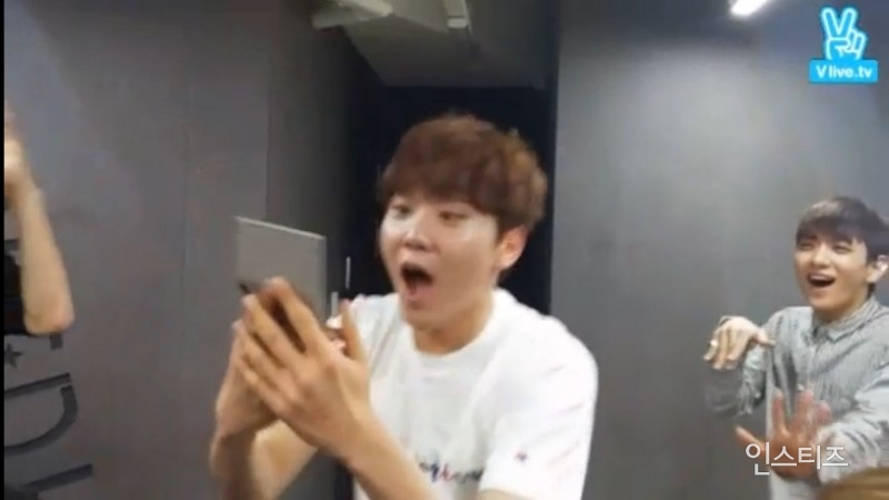 계산기 하나 가지고도 잘 노는 아이돌.svt | 인스티즈