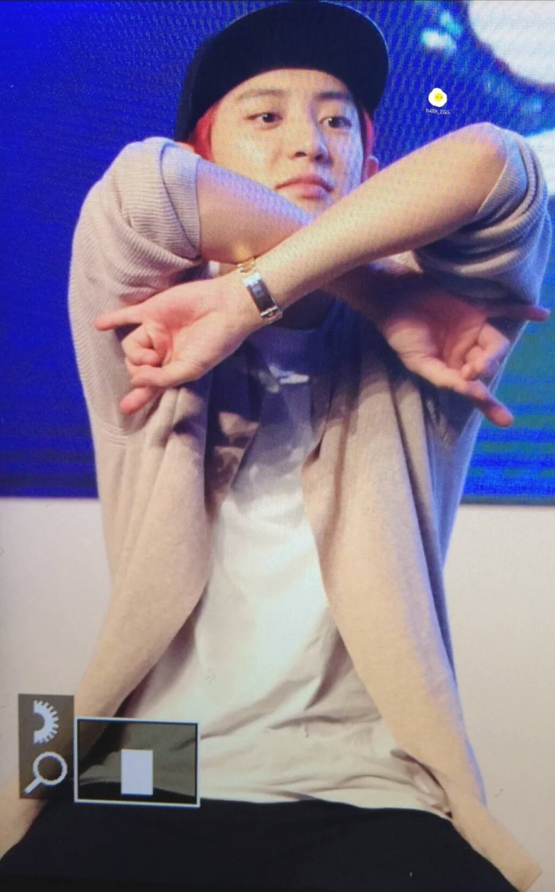 엑소보다 3년 먼저 컴백스포한 엑소팬 (feat.어휴트리오) | 인스티즈