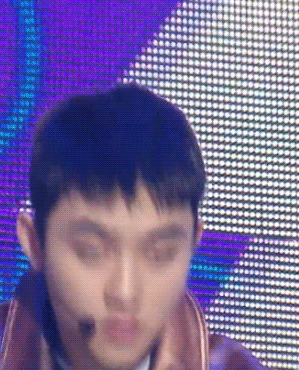 팬들 사이에서 프로까딱러라고 불리는 멤버.exo | 인스티즈