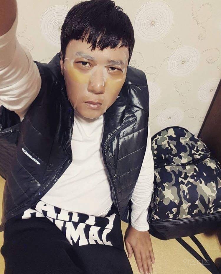 셀카각도가 꽤 독특한 이상민 | 인스티즈