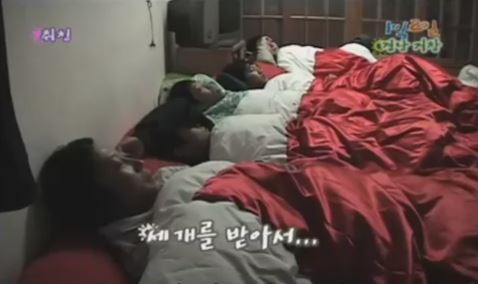 1박 2일 시즌 1 복습 중 - 이 집은 왜 달력을 3개를 걸어놓았을까 | 인스티즈