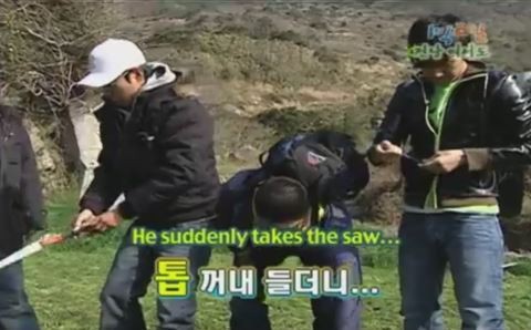 1박 2일 시즌 1 복습 중 - 누가 더 니가 내가 더 유치할까 (feat. 은지원 승) | 인스티즈