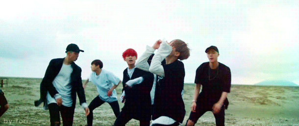 소년과 청년사이.gif - SAVE ME 방탄소년단 박지민 FOCUS - | 인스티즈