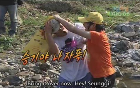 1박 2일 시즌 1 복습 중 - 2008년 레전드 물놀이 (feat.동강) | 인스티즈