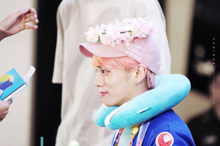 샤이니꾸미기하려고 팬싸가는듯한 샤월들ㅋㅋㅋㅋ | 인스티즈