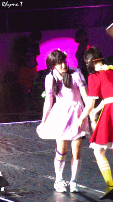 속바지의 개념을 모르는거같은 걸그룹 | 인스티즈