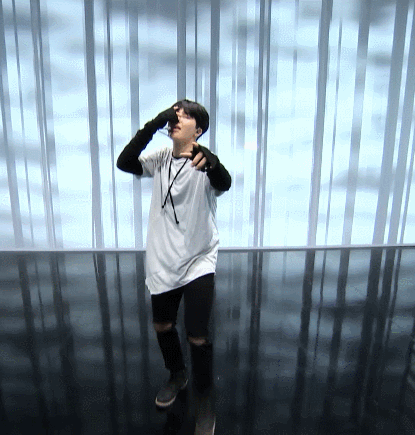 소년과 청년사이.gif - SAVE ME 방탄소년단 박지민 FOCUS - | 인스티즈