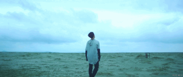 소년과 청년사이.gif - SAVE ME 방탄소년단 박지민 FOCUS - | 인스티즈