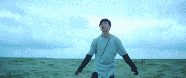 소년과 청년사이.gif - SAVE ME 방탄소년단 박지민 FOCUS - | 인스티즈