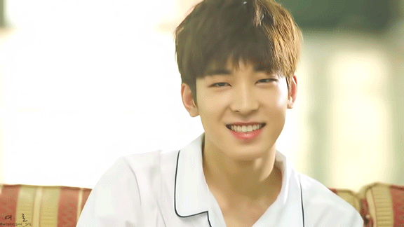 ㄱ "어쩌다 이렇게 다쳤어." | 인스티즈