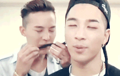 아이돌 현웃짤들 모음 (유물주의) | 인스티즈