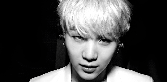 [방탄소년단/민윤기] 학회장 민윤기랑 연애하기 13 (부제 : 민윤기와의 공개연애란) | 인스티즈