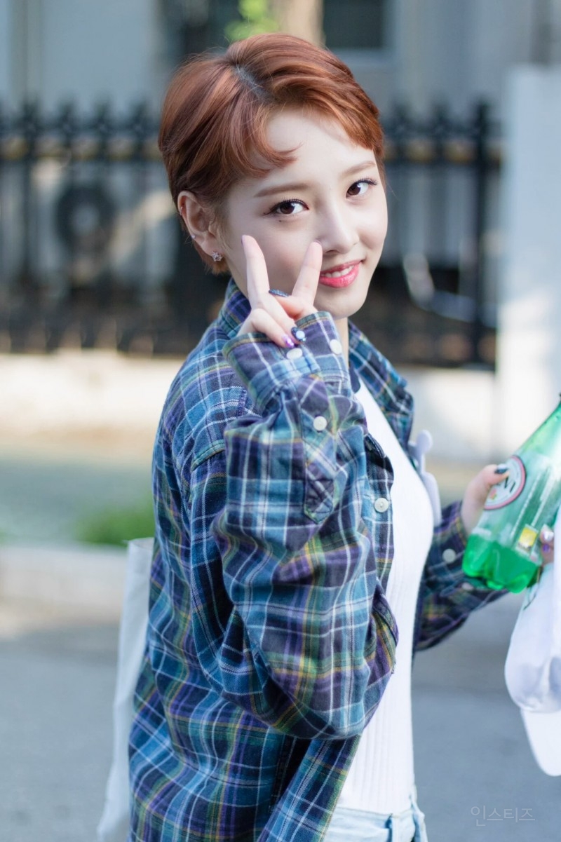 동글동글한 머리때문에 무대볼때 시강하는 여돌 | 인스티즈