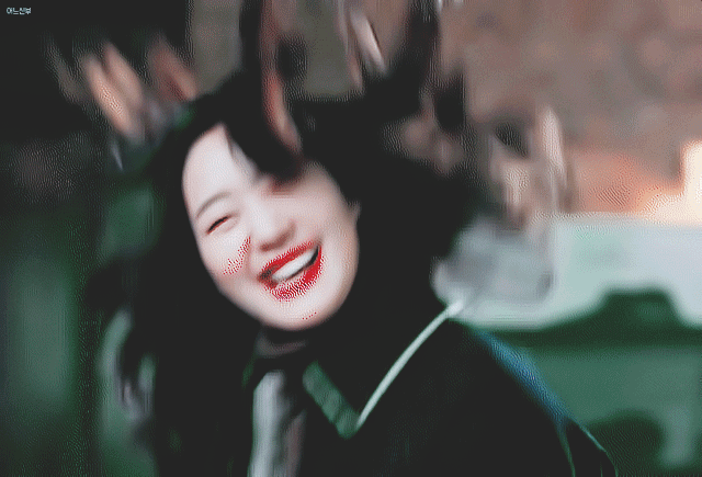 도깨비) 은탁이 성인 돼서 춤추는 짤 | 인스티즈