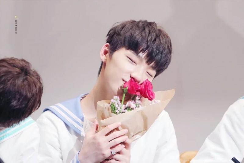 미자탈출은 98이 하는데 정작 99가 졸업하는 그룹 | 인스티즈