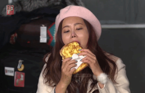 어제자 꽃놀이패에서 미모보스 달리신 로마공주님.gif | 인스티즈