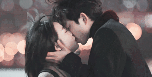 도깨비) 신탁커플 키스, 뽀뽀 움짤 모아와따네 | 인스티즈