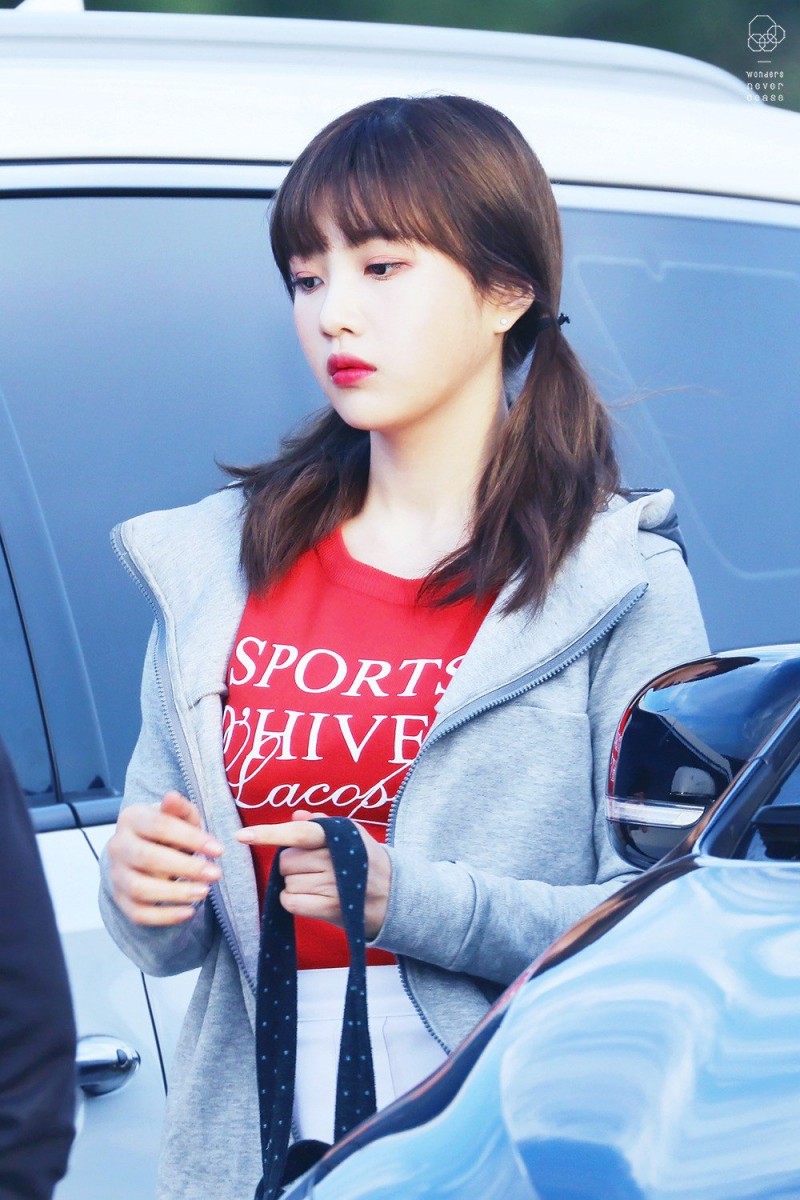 5인조 걸그룹 2그룹이 동시에 데뷔했다. 무조건 한 그룹만 팬이 될 수 있다면? | 인스티즈